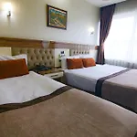 Grand Zara 开塞利