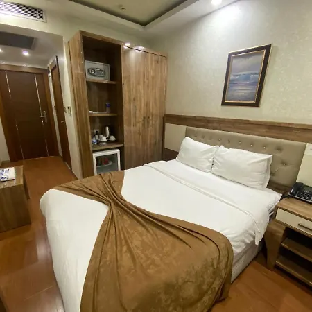Grand Zara Hotel 3*