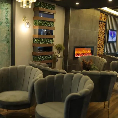 Grand Zara Hotel