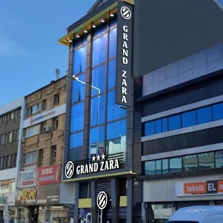 Grand Zara ホテル 3*