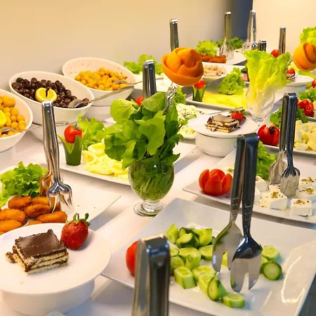 Hotell Grand Zara 3*