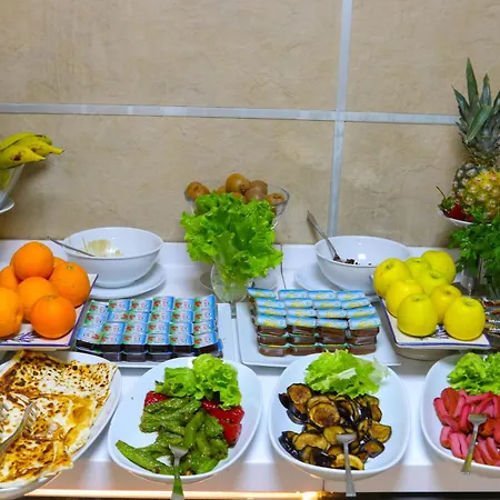 Grand Zara Hotell 3*