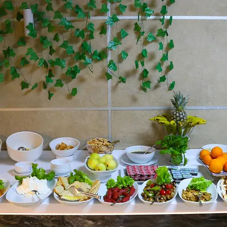 Hotel Grand Zara 3*