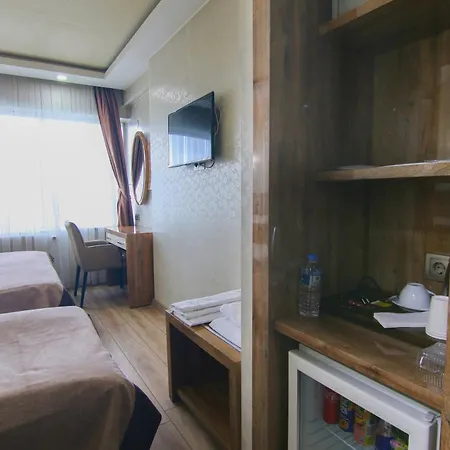 Grand Zara Hotel 3*
