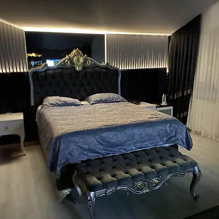 Hotel Grand Zara 3*