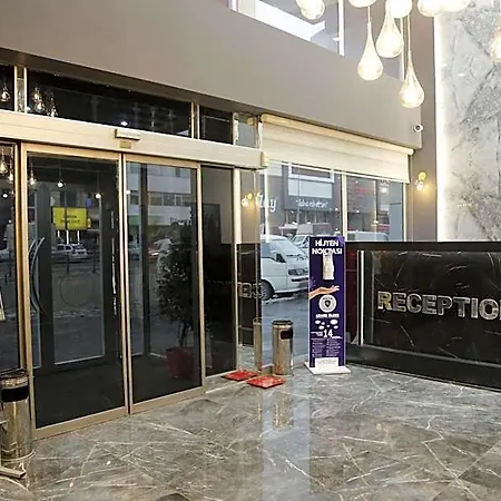 Hotel Grand Zara 3*