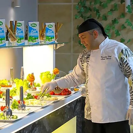 Hotel Grand Zara